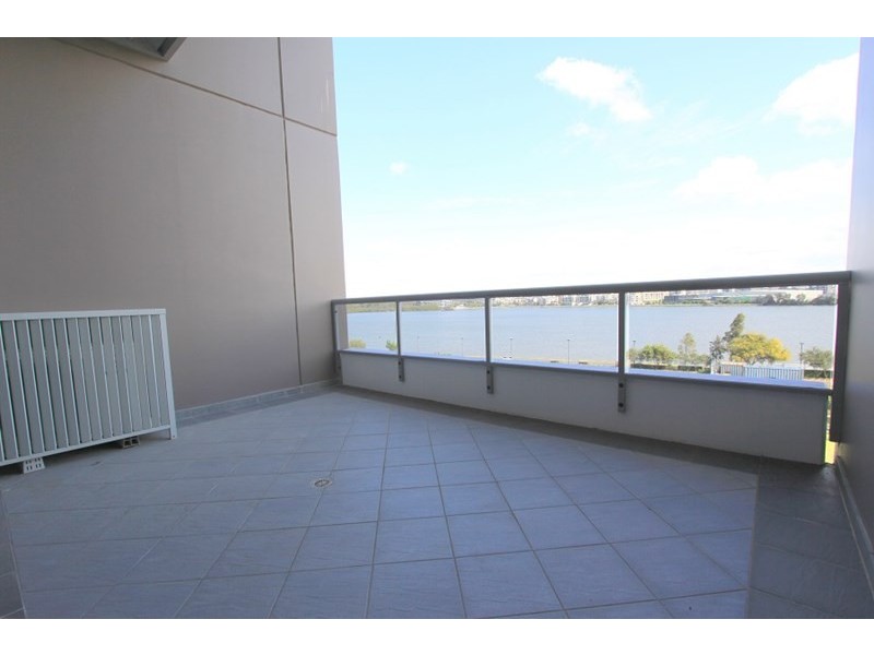 203/8 Mary Street, Rhodes NSW 2138