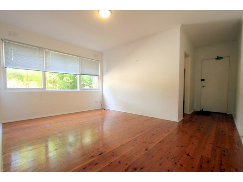 2/37 Edwin St Sth, Croydon NSW 2132