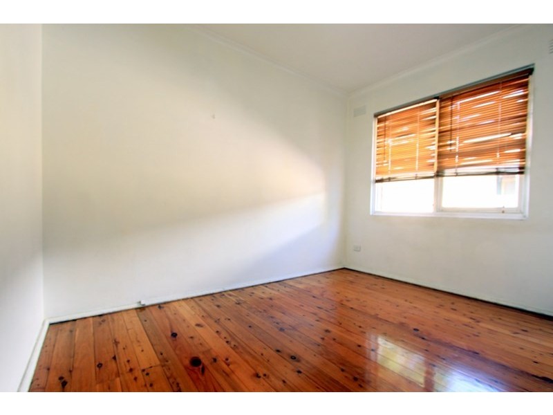 2/37 Edwin St Sth, Croydon NSW 2132