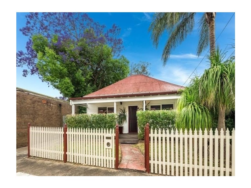 2 Lion Street, Croydon NSW 2132