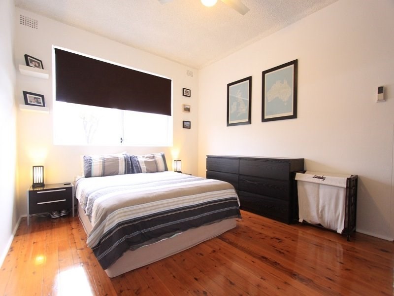 3/5 Defoe Street, Wiley Park NSW 2195