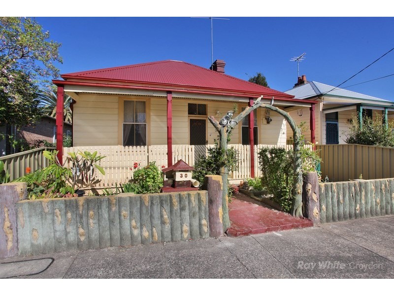 30 Heighway Avenue, Ashfield NSW 2131