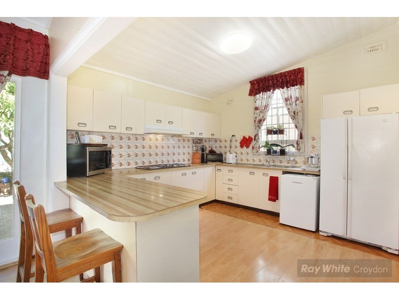 30 Heighway Avenue, Ashfield NSW 2131