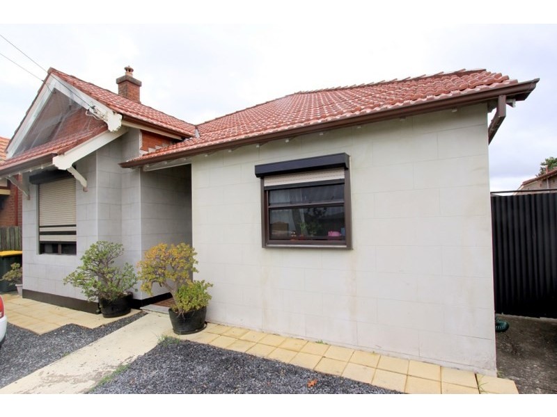 1/7 Liverpool Road, Croydon NSW 2132