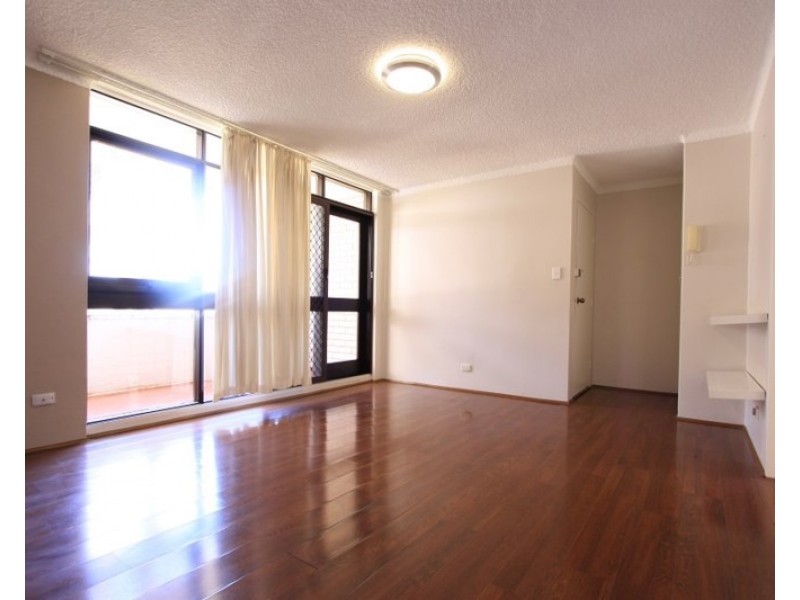 2/13 Brighton Avenue, Croydon Park NSW 2133