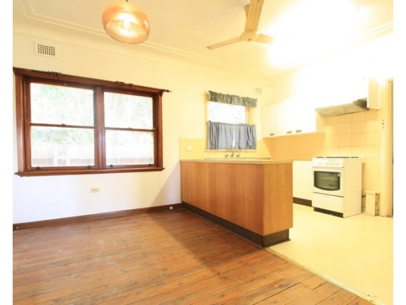 10 Cavell Avenue, Rhodes NSW 2138