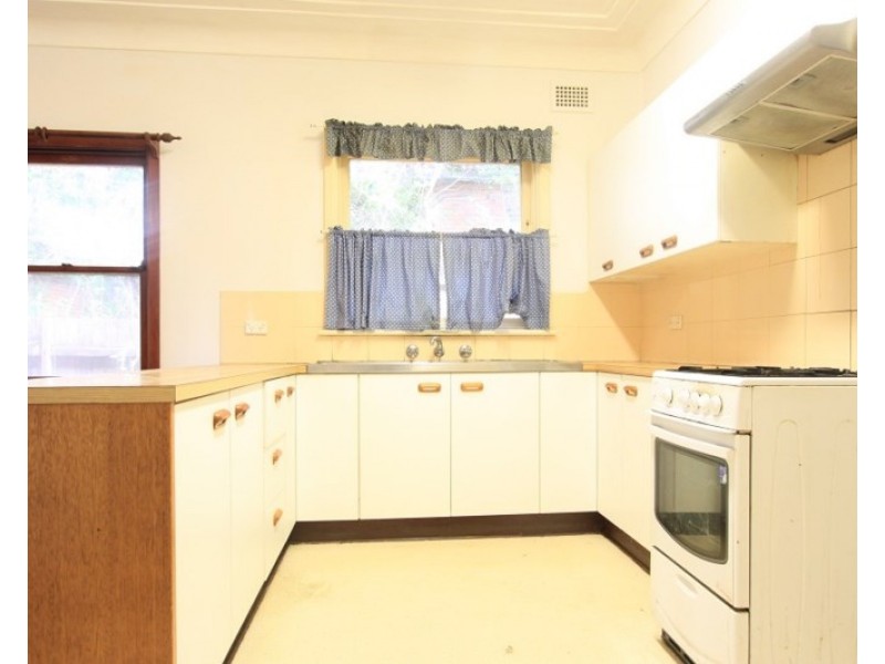 10 Cavell Avenue, Rhodes NSW 2138