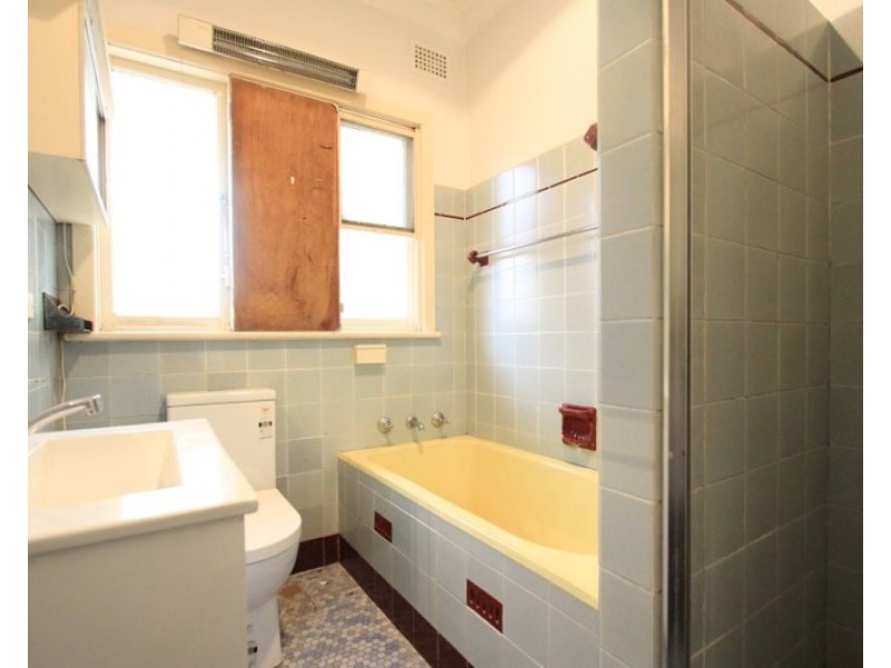 10 Cavell Avenue, Rhodes NSW 2138