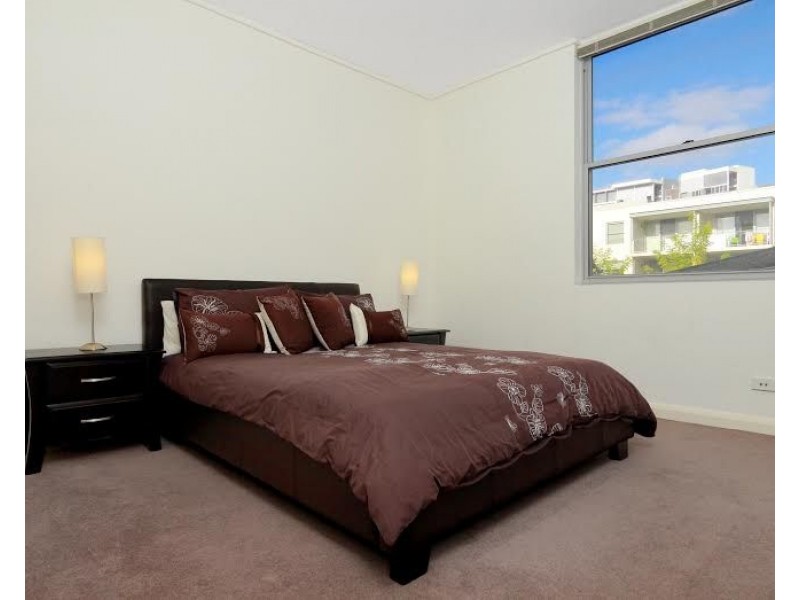 212/11 Lewis Avenue, Rhodes NSW 2138