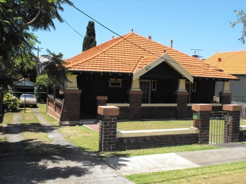 2 Brady Street, Croydon NSW 2132