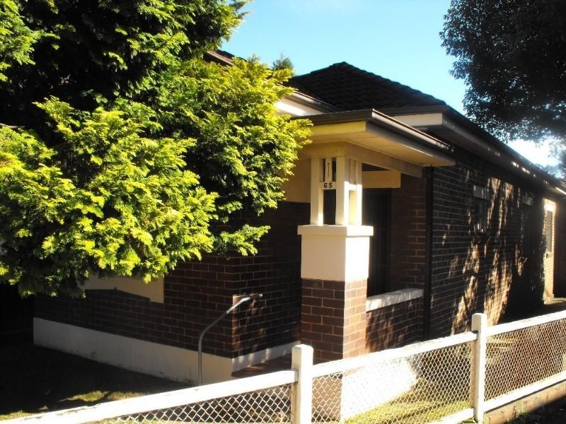 65 Evaline Street, Campsie NSW 2194