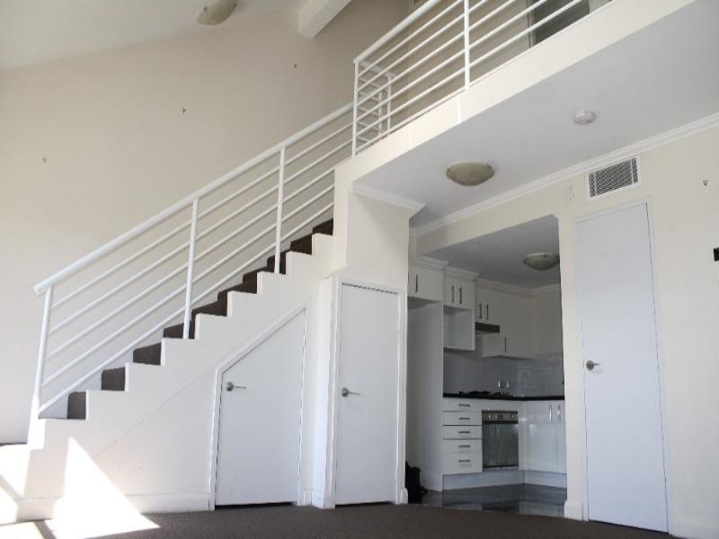 2/10-12 Webb Street, Croydon NSW 2132