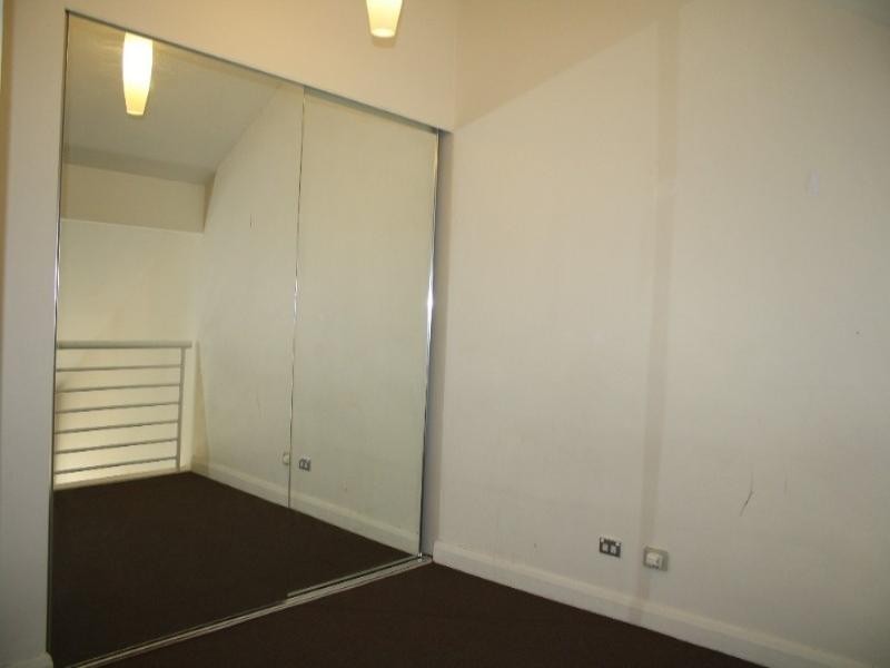 2/10-12 Webb Street, Croydon NSW 2132