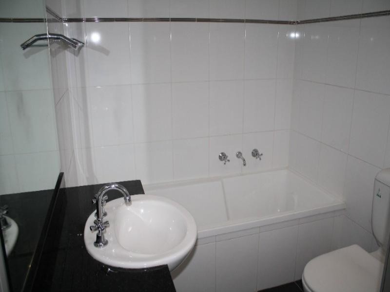 2/10-12 Webb Street, Croydon NSW 2132