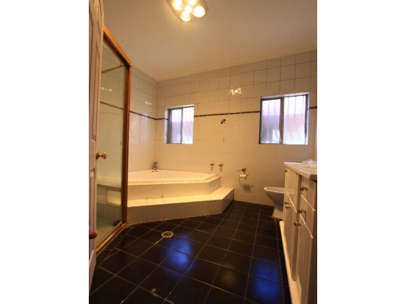 2/20 Murray Street, Croydon NSW 2132