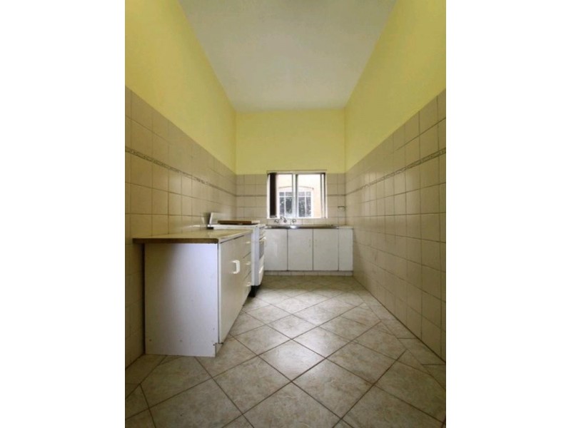 R1/21 The Strand, Croydon NSW 2132