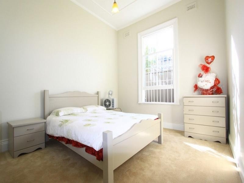 2 Tincombe Street, Canterbury NSW 2193