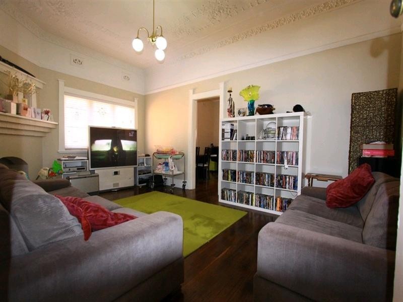 16 Brighton Avenue, Croydon Park NSW 2133