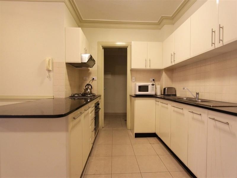 2/9-11 Grosvenor Street, Croydon NSW 2132