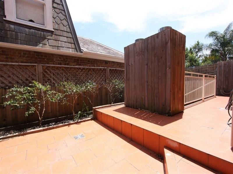 2/9-11 Grosvenor Street, Croydon NSW 2132