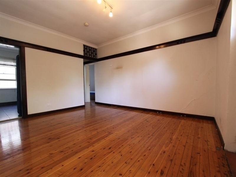 2/185 Norton Street, Ashfield NSW 2131