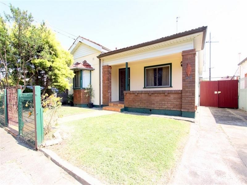 48 Weil Avenue, Croydon Park NSW 2133