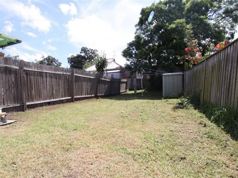 52 The Avenue, Granville NSW 2142