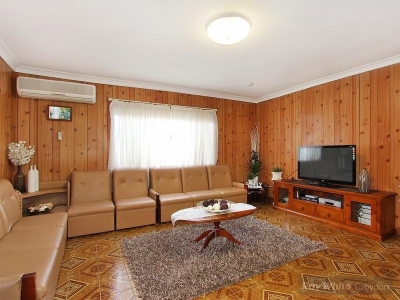 9 President Street, Croydon Park NSW 2133