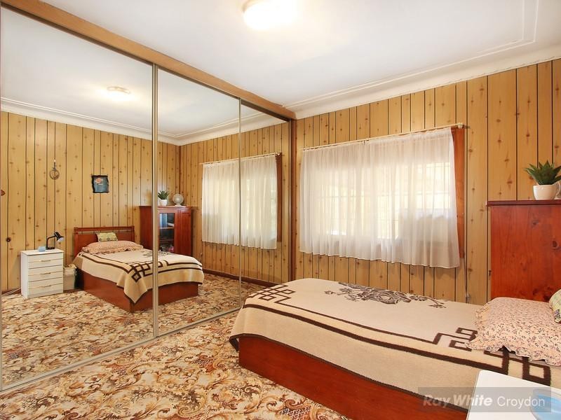 9 President Street, Croydon Park NSW 2133