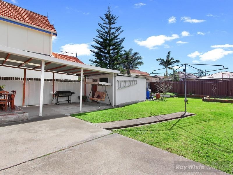 9 President Street, Croydon Park NSW 2133
