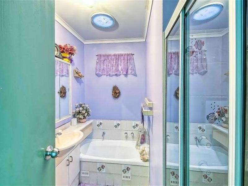54 Goodsell Street, Minto NSW 2566