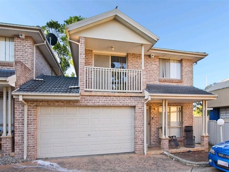 10/45 Araluen Avenue, Moorebank NSW 2170
