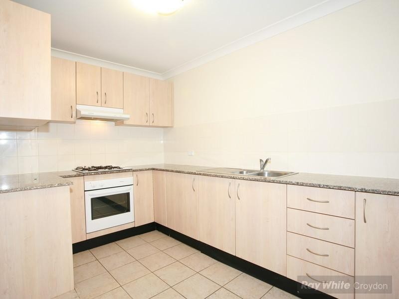 9/12 West Street, Croydon NSW 2132