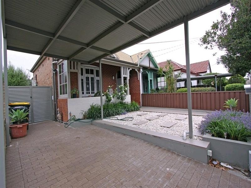 1/5 Victoria Street, Burwood NSW 2134