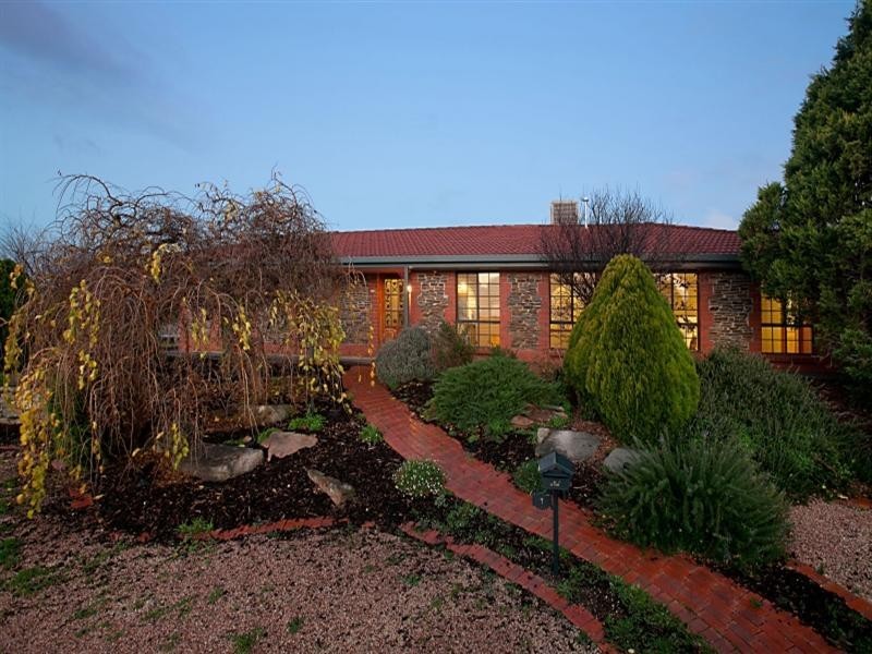 1 Verdant Court, Wynn Vale SA 5127