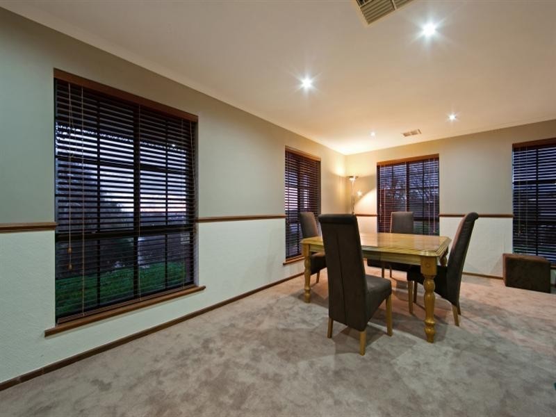 1 Verdant Court, Wynn Vale SA 5127