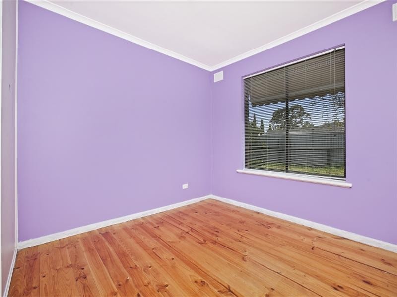 26 Scullin Crescent, Hope Valley SA 5090