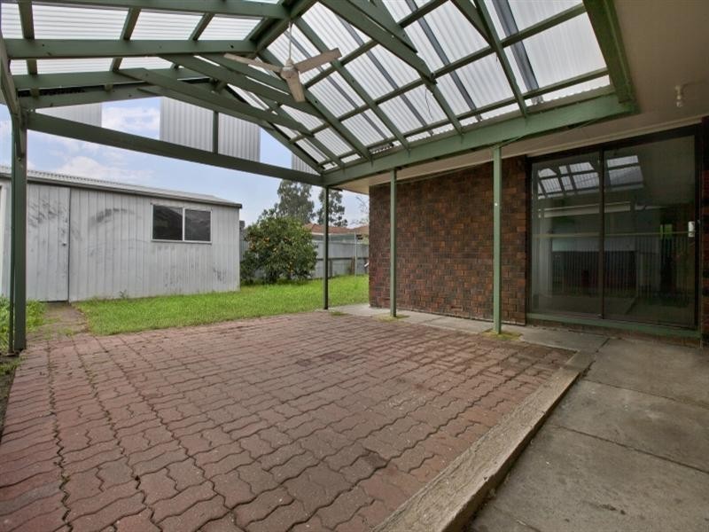 26 Scullin Crescent, Hope Valley SA 5090