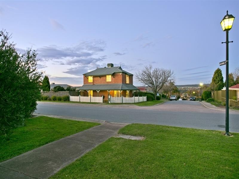 19 Mockridge Street, Golden Grove SA 5125