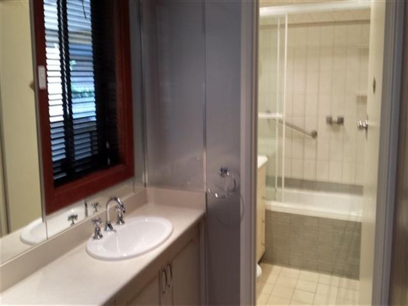 6 Grove Street, Modbury SA 5092