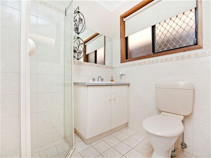 8 Lucy Street, Burton SA 5110