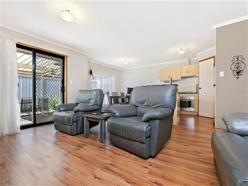 8 Lucy Street, Burton SA 5110