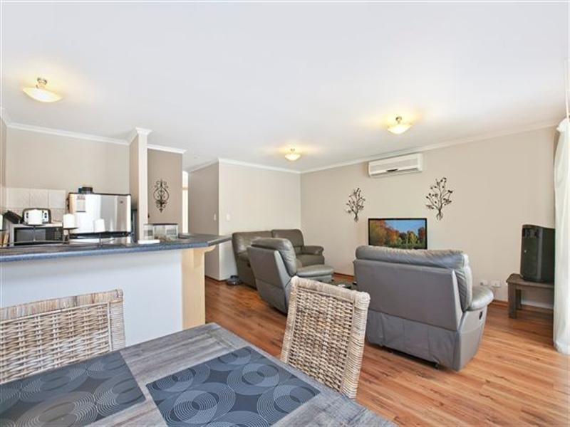 8 Lucy Street, Burton SA 5110