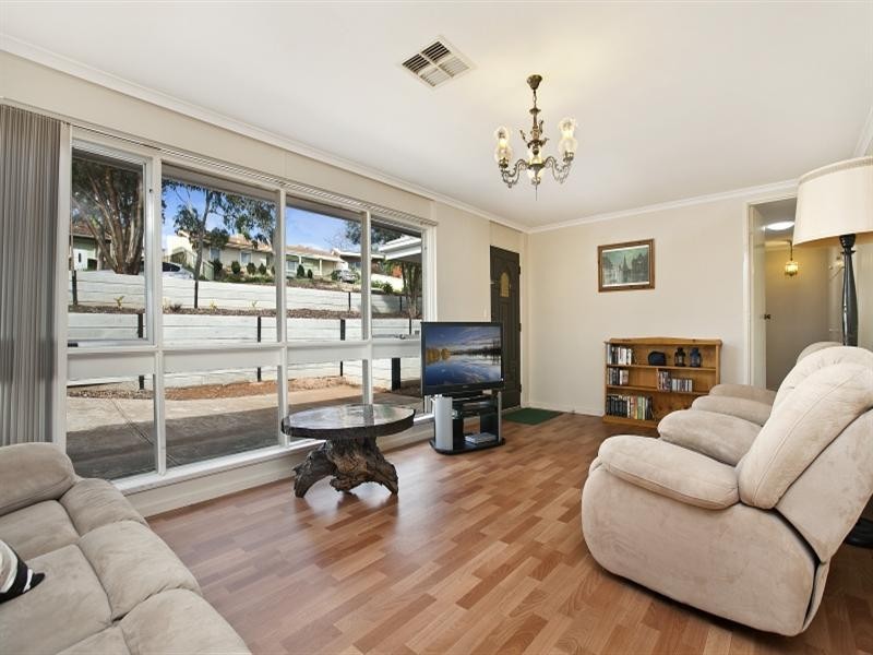 53 McKenzie Crescent, Gulfview Heights SA 5096