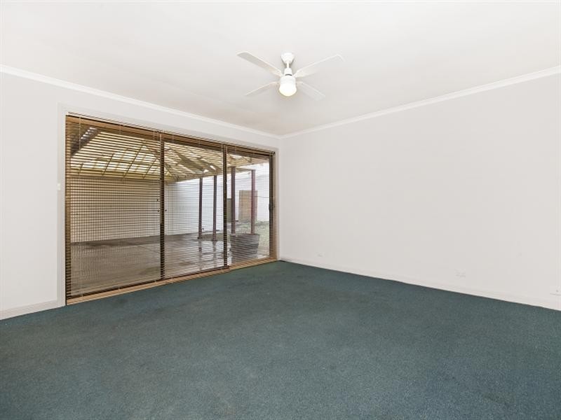 12 McInnis Avenue, Burton SA 5110