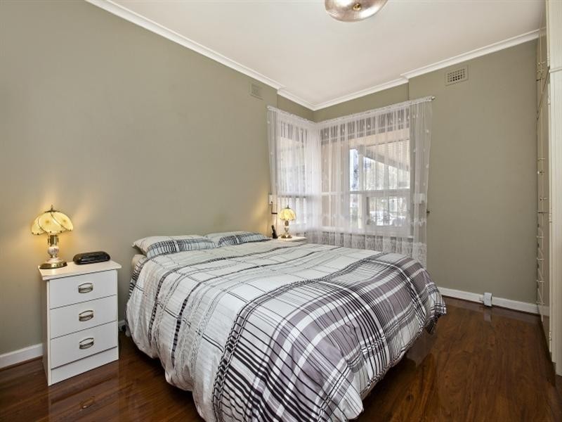 16 Kym Avenue, Valley View SA 5093