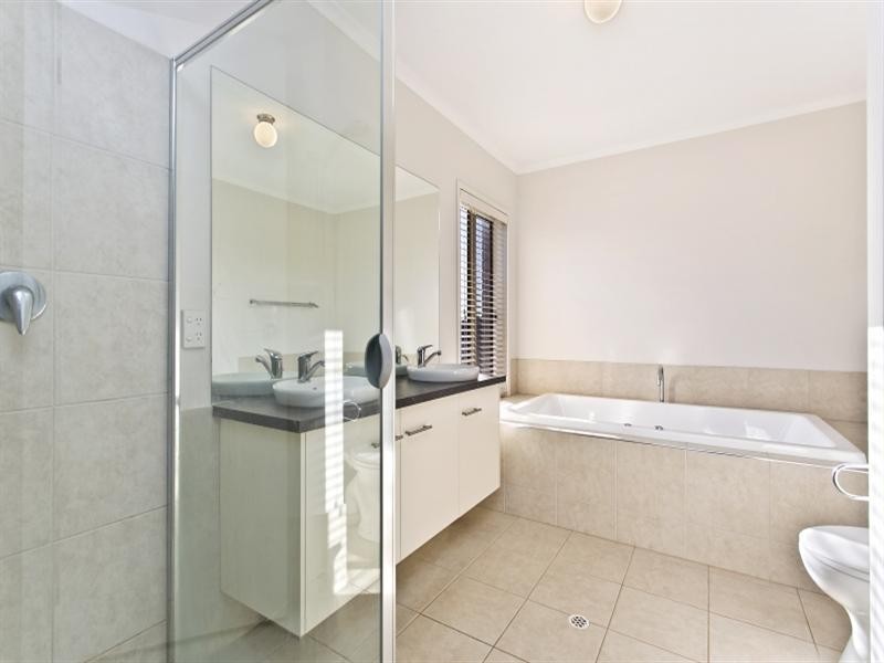 2 Karapas Court, Lewiston SA 5501