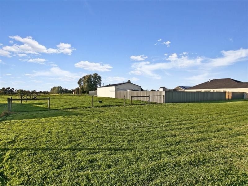 2 Karapas Court, Lewiston SA 5501