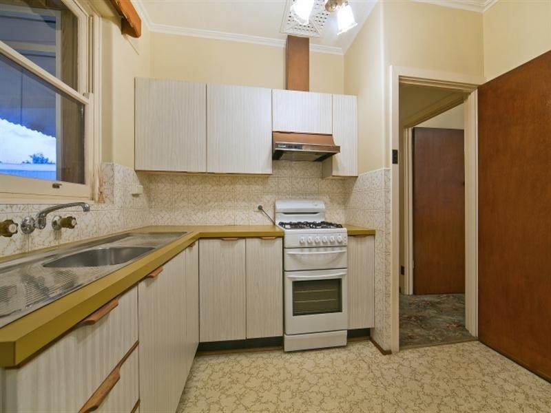 18 Lily Street, Blair Athol SA 5084