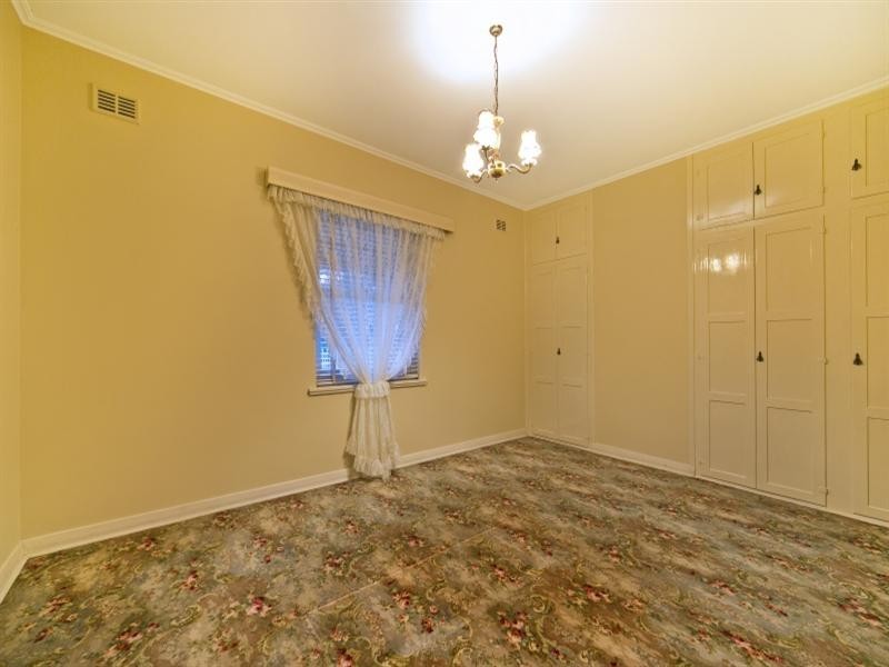 18 Lily Street, Blair Athol SA 5084